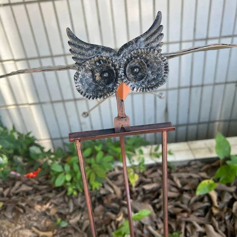 Metal Bird Garden Art — Kinetic Patio Wind Sculpture