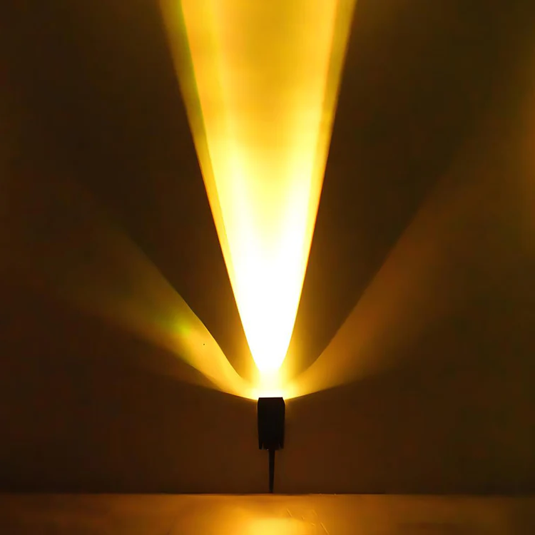 Waterproof LED Solar Multi-Zoom Spotlight – RGB Landscape Lighting